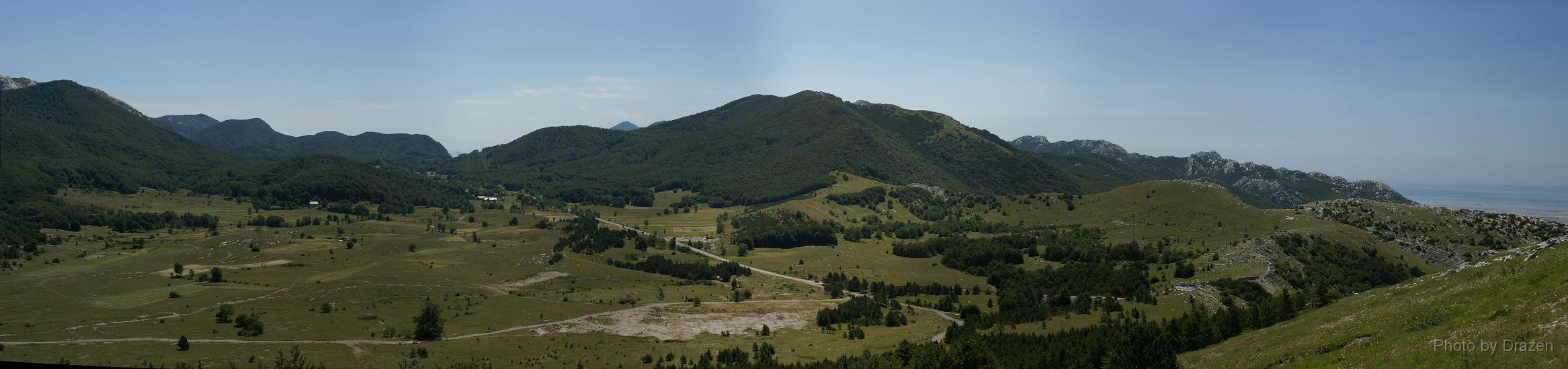 DSC03271-DSC03275-crop.jpg - B. Ostarije, road Gospic-Karlobag